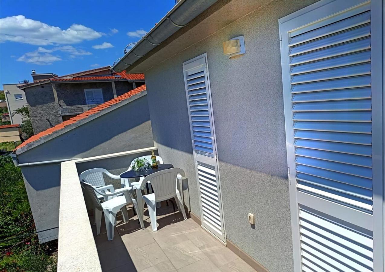 Apartmani Triva สปลิท ภายนอก รูปภาพ