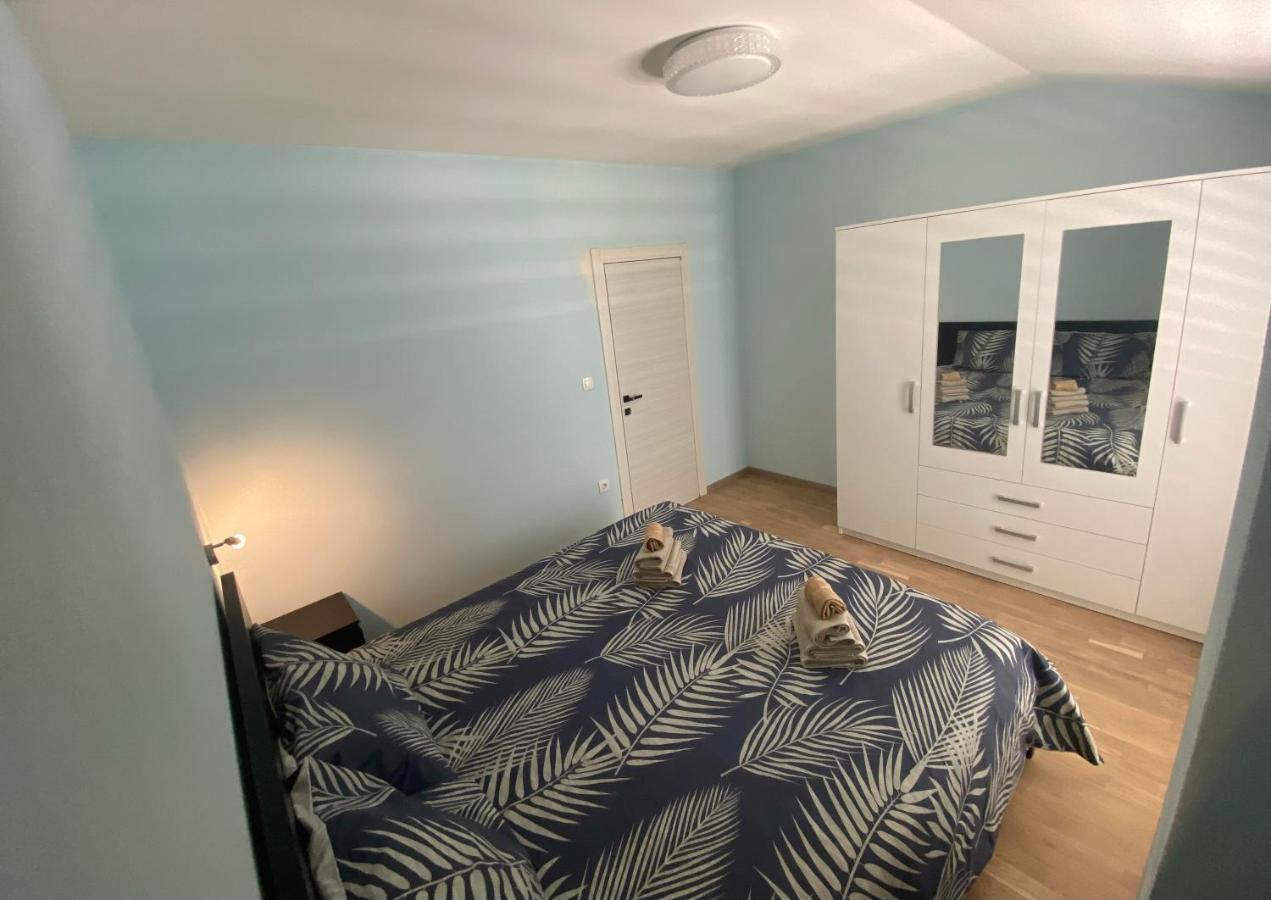 Apartmani Triva สปลิท ภายนอก รูปภาพ