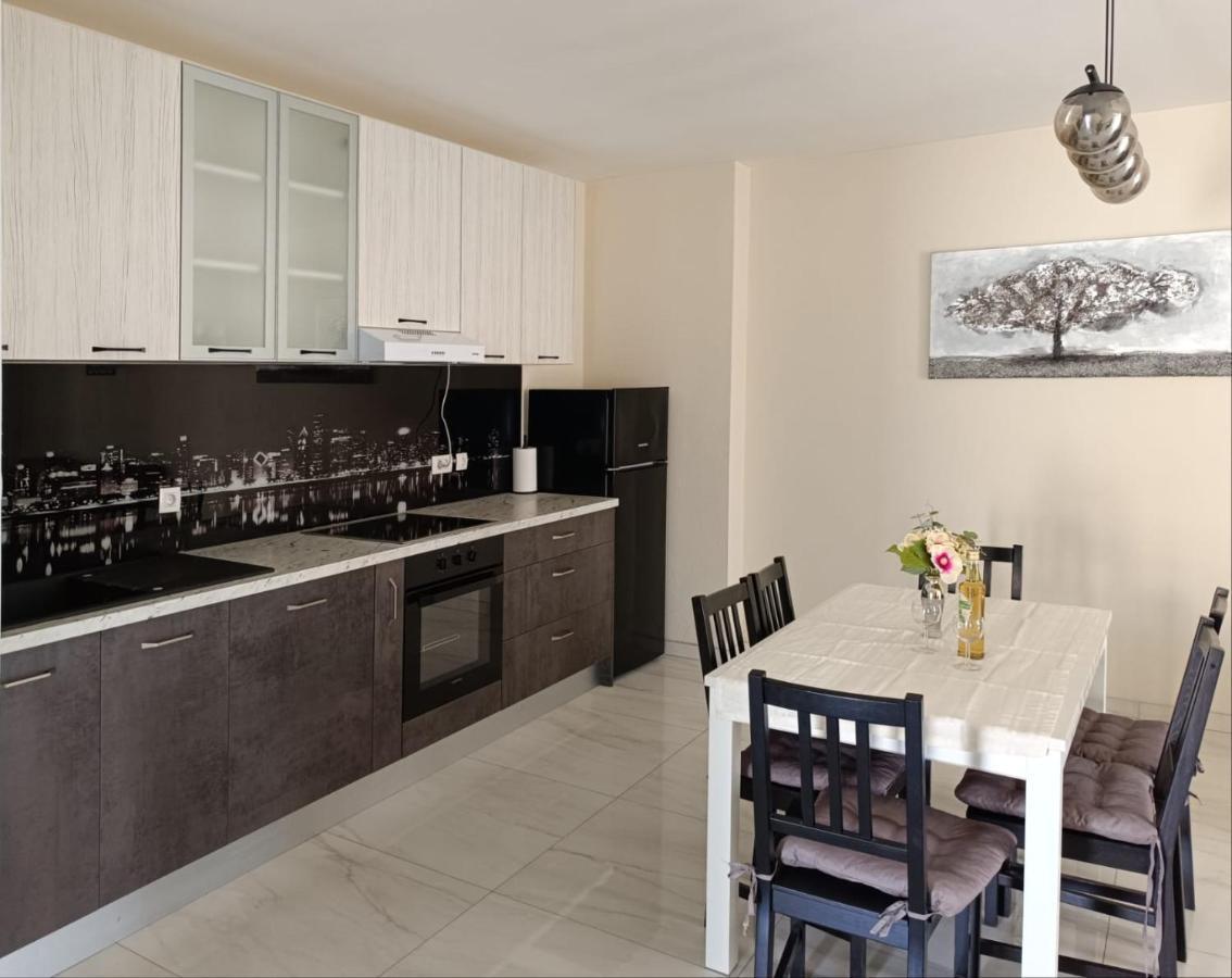 Apartmani Triva สปลิท ภายนอก รูปภาพ